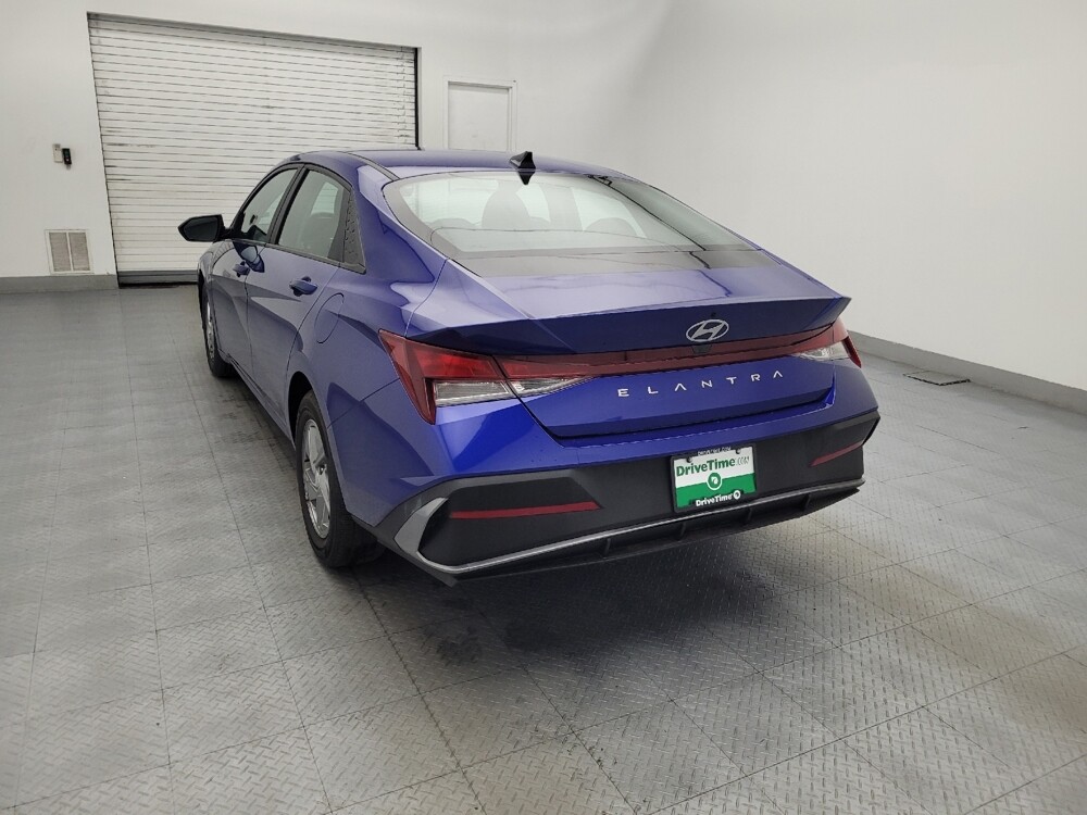 2024 Hyundai Elantra in Charlotte, NC 28213 - 18118248 6