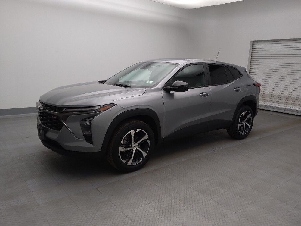 2024 Chevrolet Trax in Lakewood, CO 80215 - 18118253 2