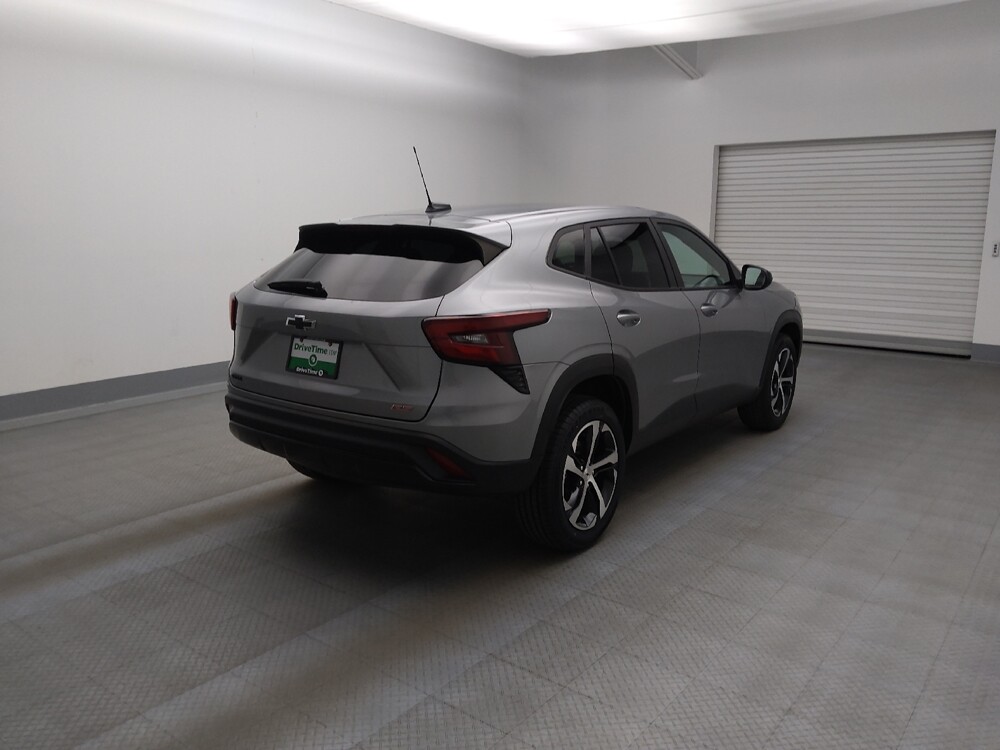 2024 Chevrolet Trax in Lakewood, CO 80215 - 18118253 9