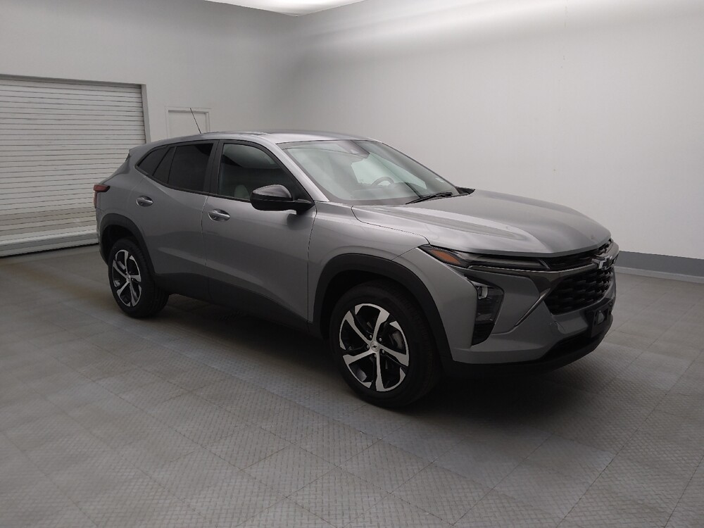 2024 Chevrolet Trax in Lakewood, CO 80215 - 18118253 11