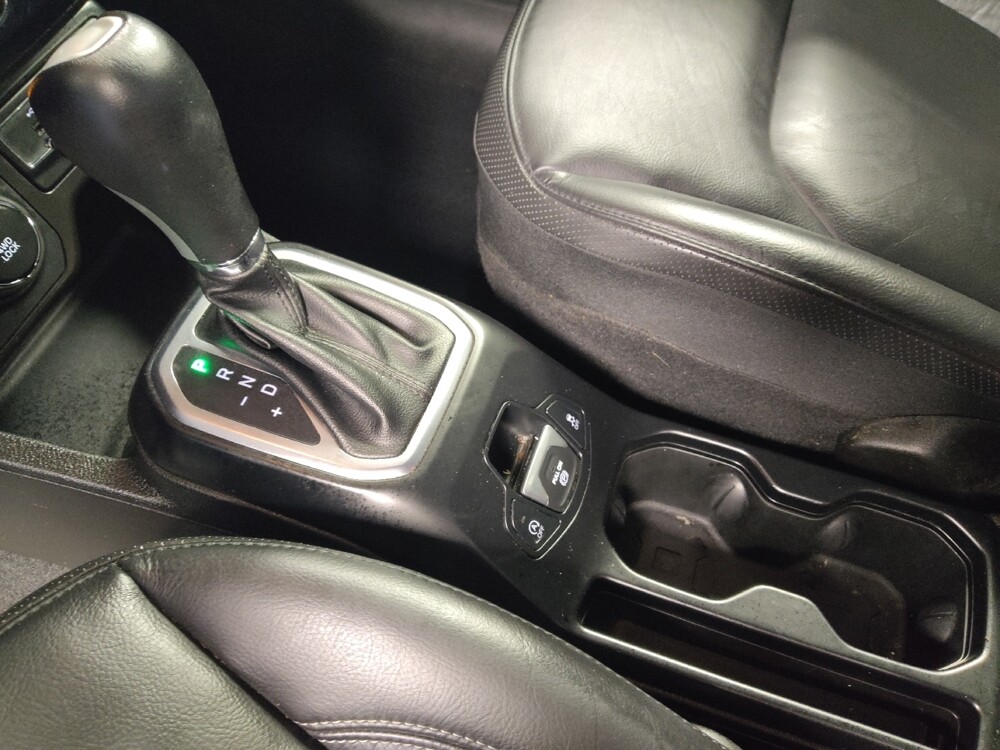 2023 Jeep Renegade in Houston, TX 77034 - 18118259 26