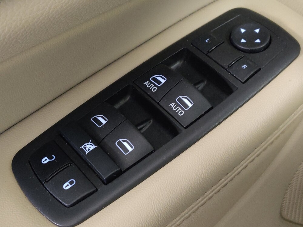 2021 Jeep Grand Cherokee in San Antonio, TX 78238 - 18118263 27