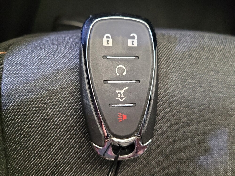 2020 Chevrolet Equinox in Louisville, KY 40258 - 18118268 32