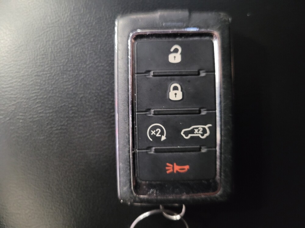 2021 Jeep Grand Cherokee L in Pittsburgh, PA 15237 - 18118271 32