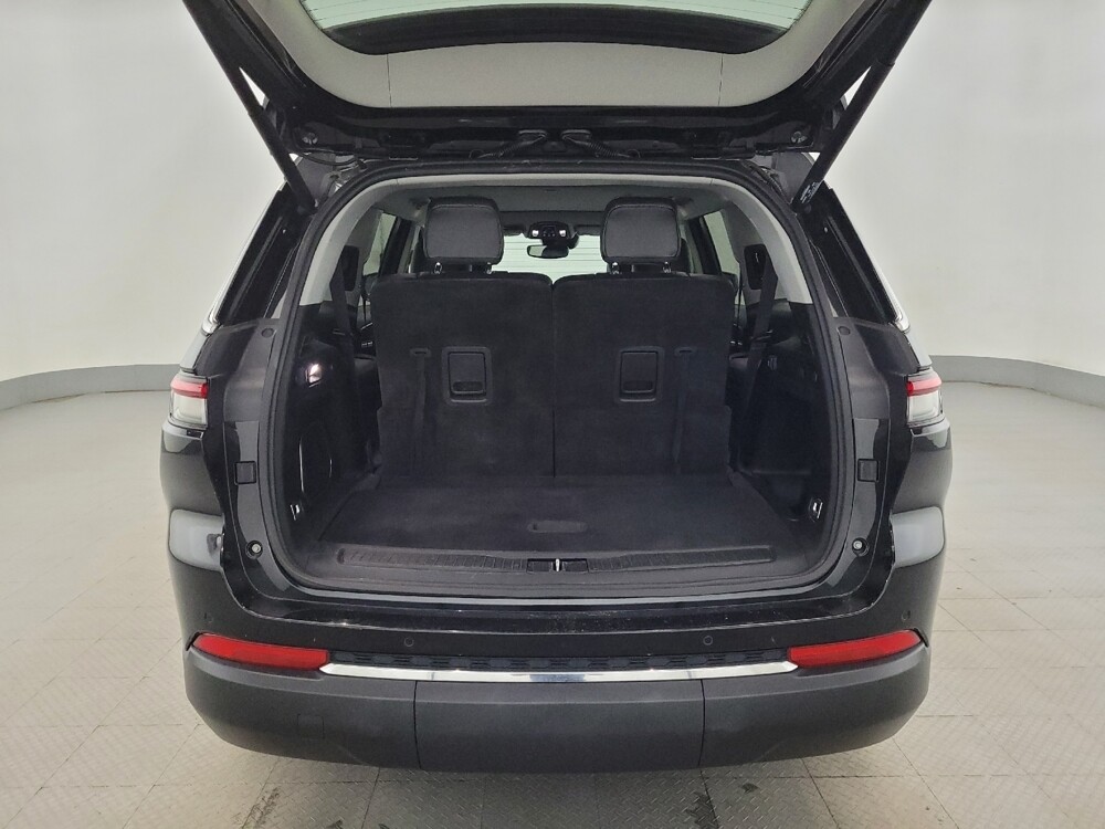 2021 Jeep Grand Cherokee L in Pittsburgh, PA 15237 - 18118271 29