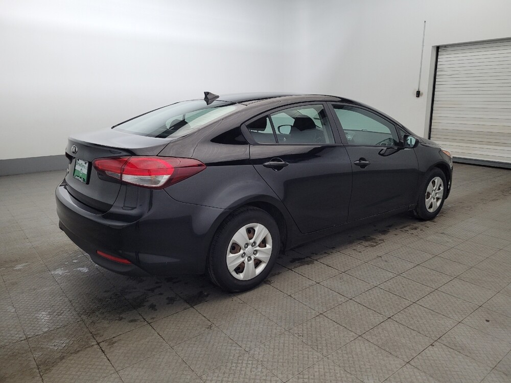 2017 Kia Forte in Williamstown, NJ 8094 - 18118275 10