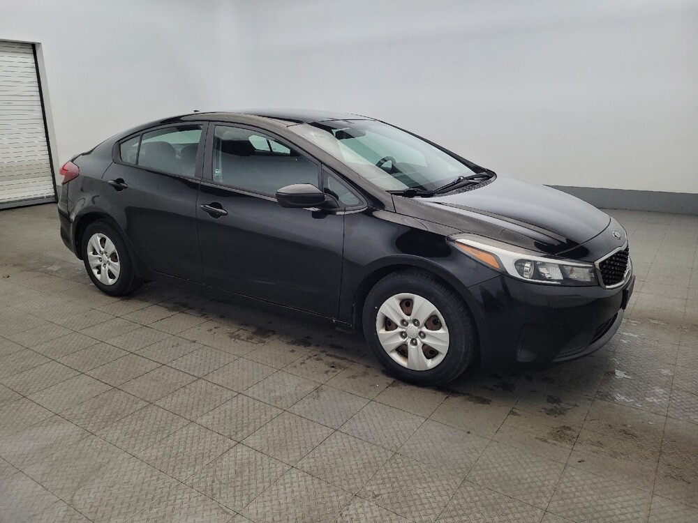 2017 Kia Forte in Williamstown, NJ 8094 - 18118275 11