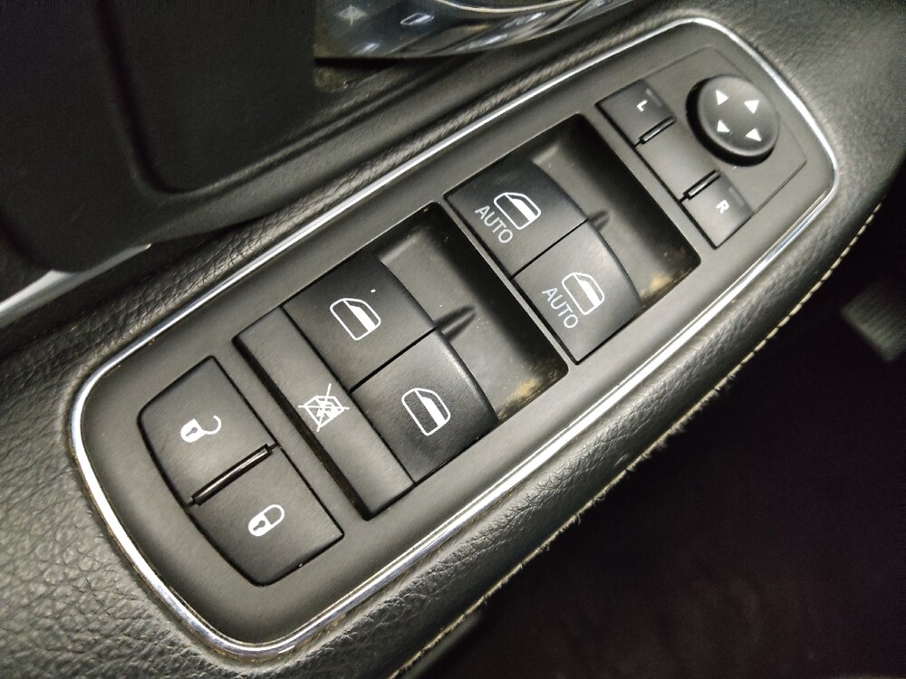 2021 RAM 1500 in Independence, MO 64055 - 18118278 27