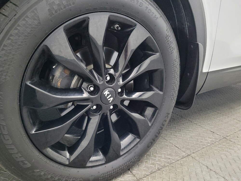 2020 Kia Sorento in Macon, GA 31210 - 18118280 31