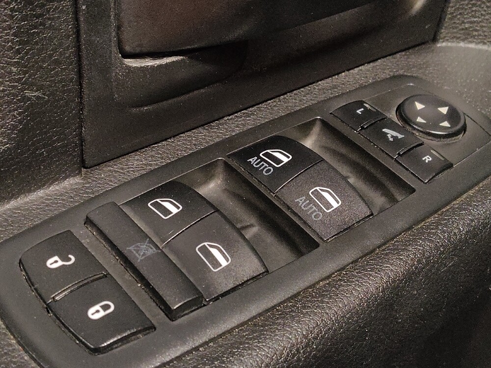 2017 RAM 1500 in Hialeah, FL 33014 - 18118283 27