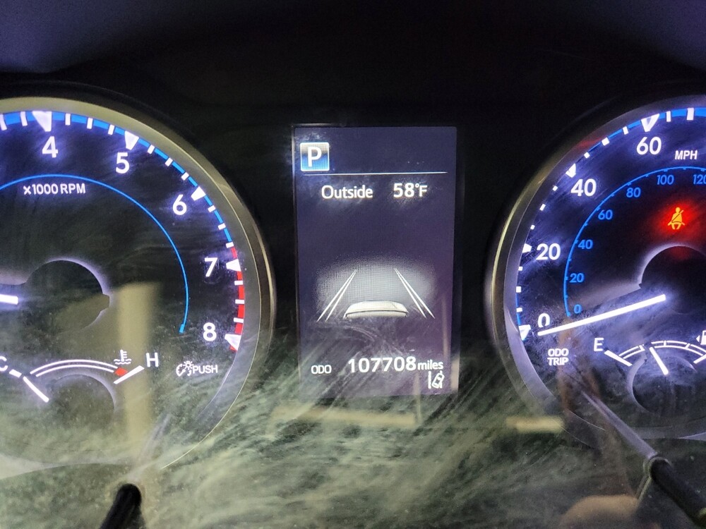 2018 Toyota Highlander in Grand Rapids, MI 49508 - 18118284 23