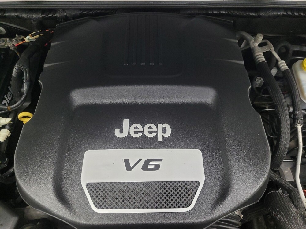2018 Jeep Wrangler in Highland, IN 46322 - 18118289 30