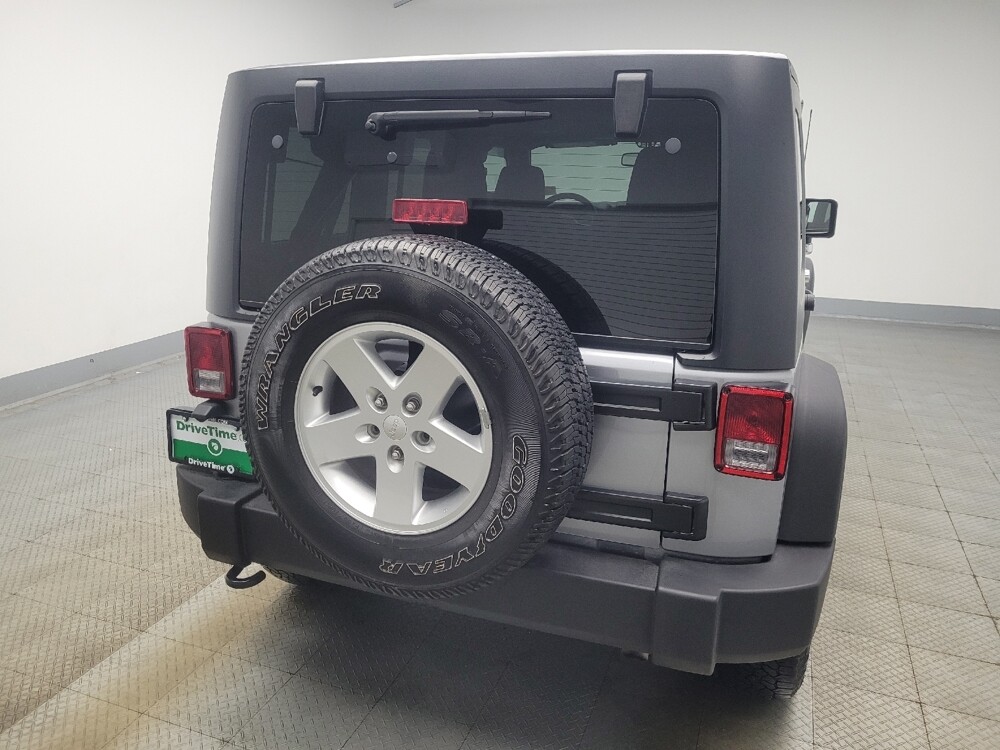 2018 Jeep Wrangler in Highland, IN 46322 - 18118289 7