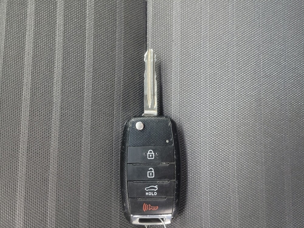 2018 Kia Forte in Ft Wayne, IN 46805 - 18118290 32