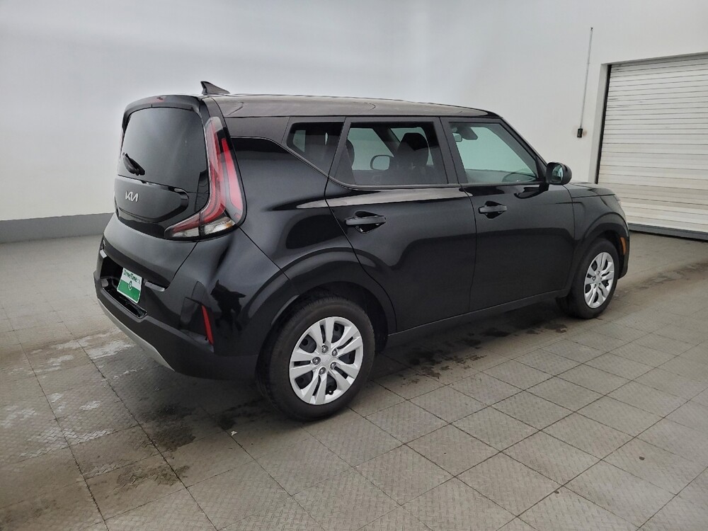 2023 Kia Soul in Allentown, PA 18103 - 18118306 10