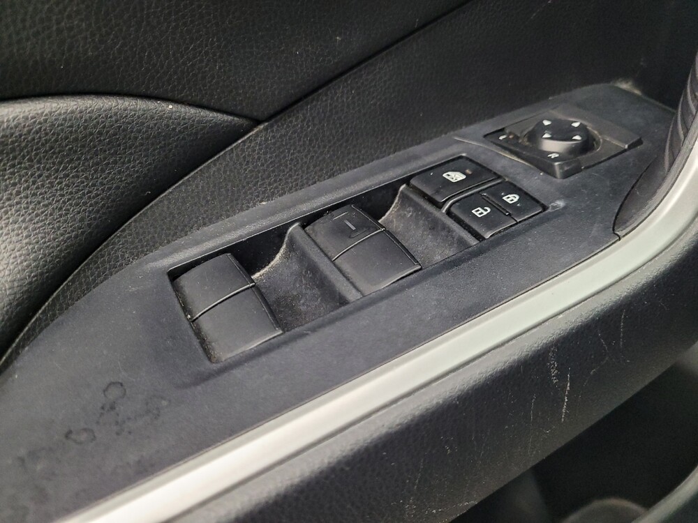 2020 Toyota RAV4 in Memphis, TN 38115 - 18118311 27