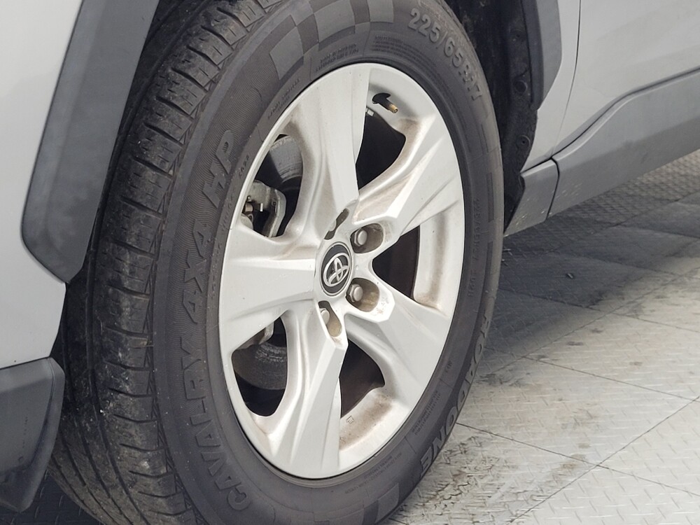 2020 Toyota RAV4 in Memphis, TN 38115 - 18118311 31