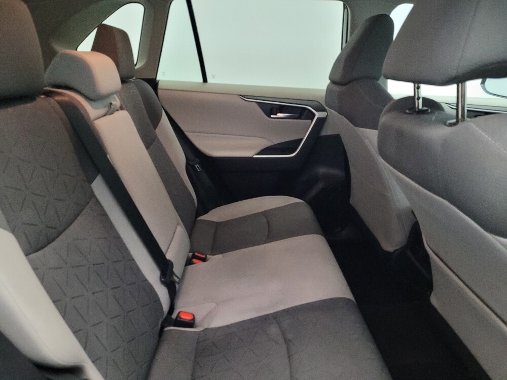 2021 Toyota RAV4 in Pittsburgh, PA 15237 - 18118315 19