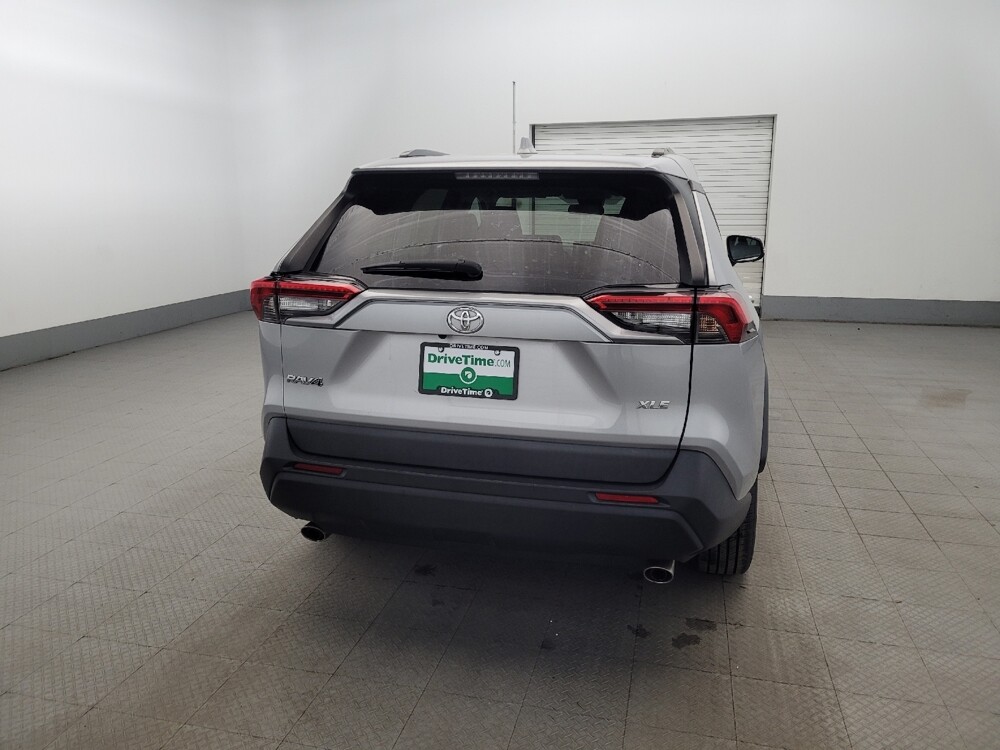 2021 Toyota RAV4 in Pittsburgh, PA 15237 - 18118315 7
