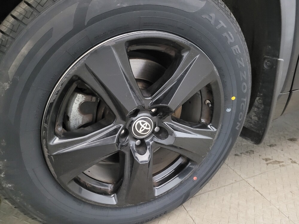 2021 Toyota Highlander in Glen Burnie, MD 21061 - 18118326 31