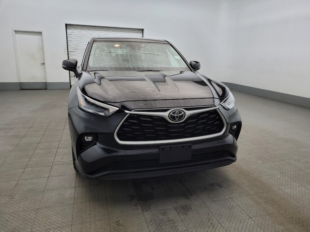 2021 Toyota Highlander in Glen Burnie, MD 21061 - 18118326 14