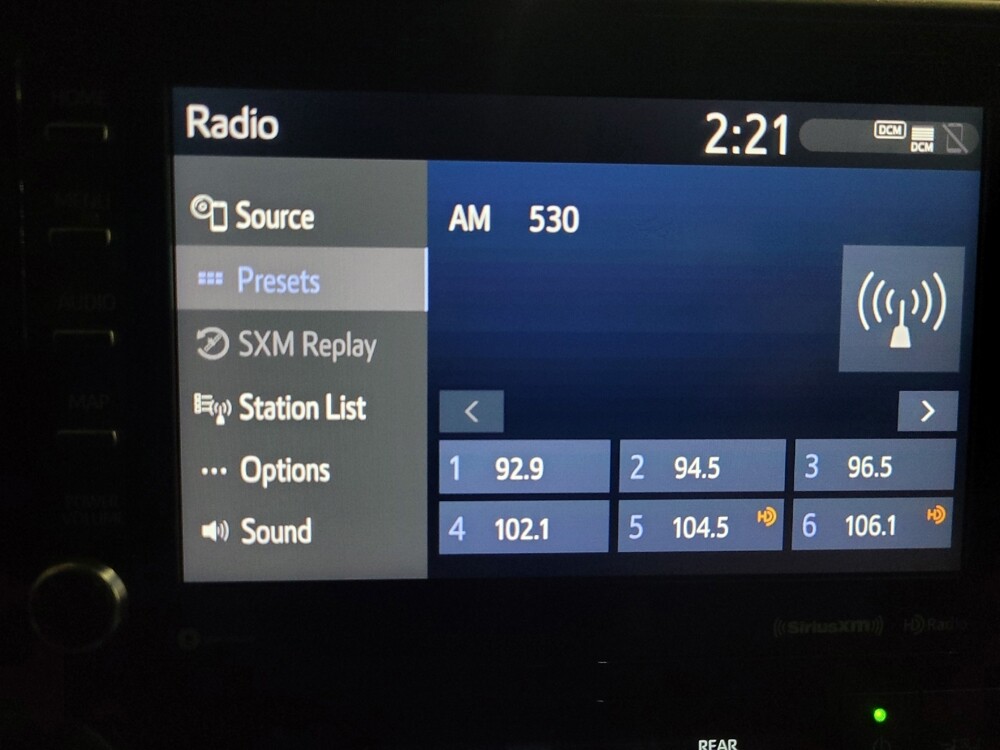 2021 Toyota Highlander in Glen Burnie, MD 21061 - 18118326 25