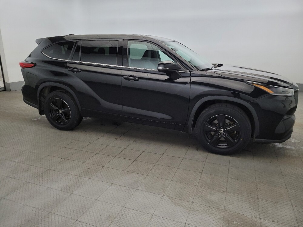 2021 Toyota Highlander in Glen Burnie, MD 21061 - 18118326 11