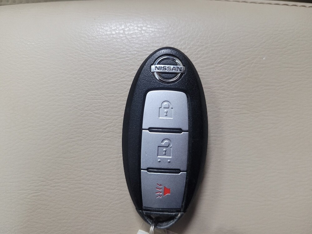 2014 Nissan Rogue in Conyers, GA 30094 - 18118335 32