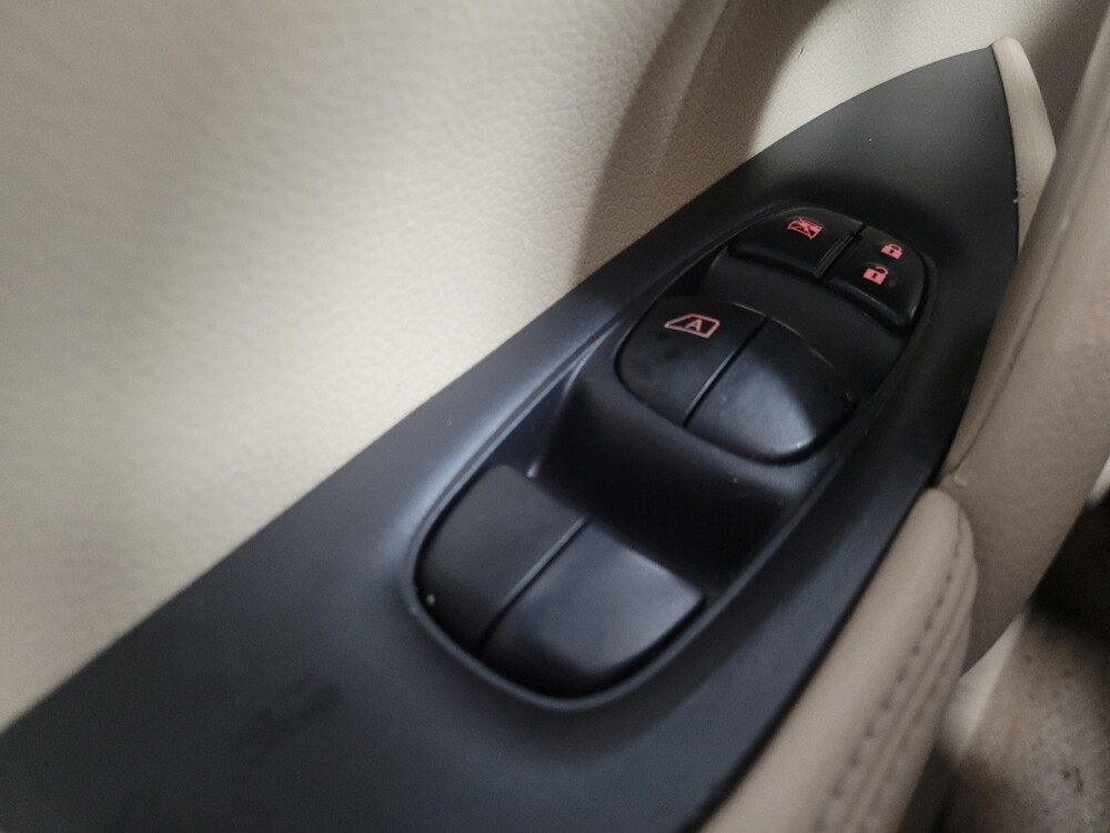 2014 Nissan Rogue in Conyers, GA 30094 - 18118335 27