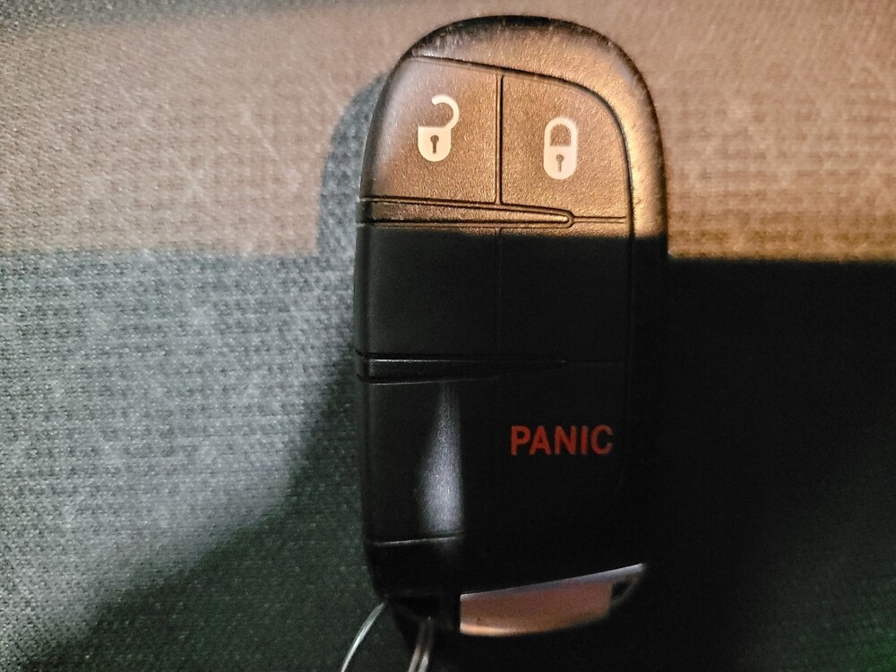 2020 Jeep Grand Cherokee in Pittsburgh, PA 15236 - 18118343 33