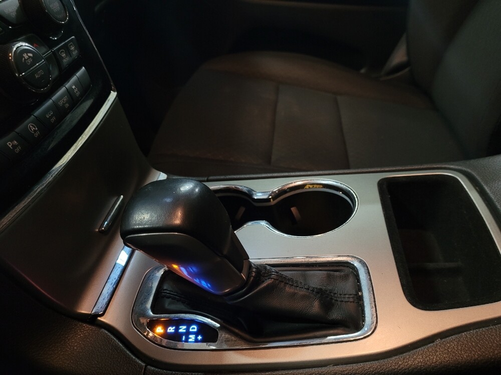 2020 Jeep Grand Cherokee in Pittsburgh, PA 15236 - 18118343 26