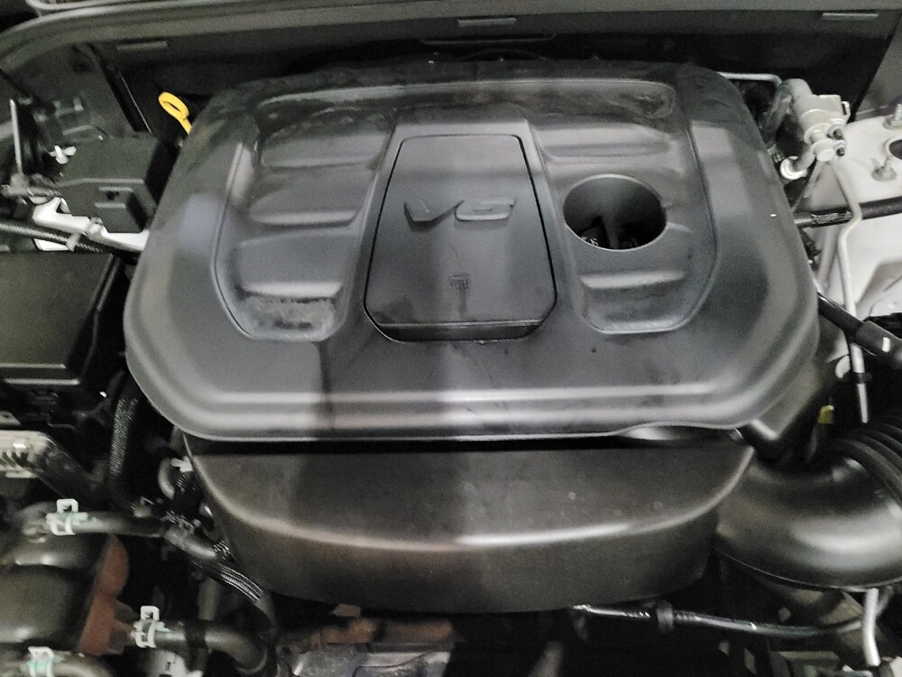 2020 Jeep Grand Cherokee in Pittsburgh, PA 15236 - 18118343 30