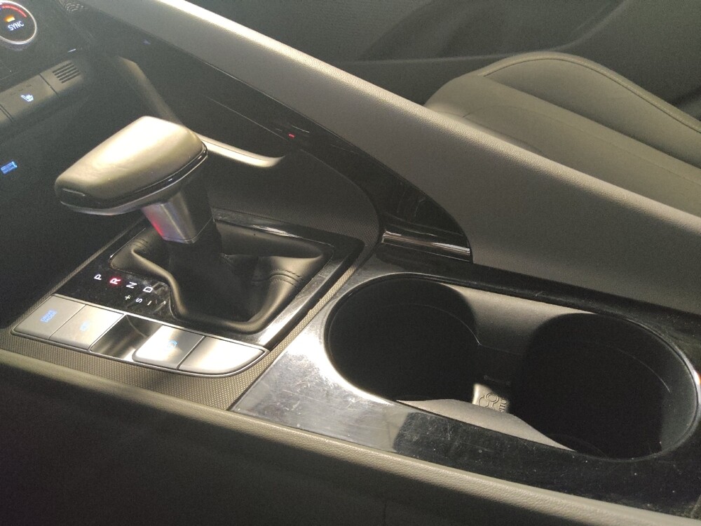 2023 Hyundai Elantra in Metairie, LA 70006 - 18118352 26