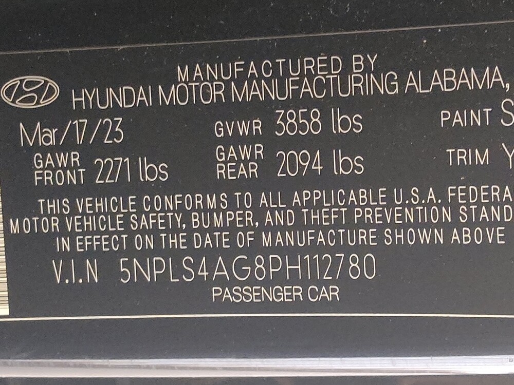 2023 Hyundai Elantra in Metairie, LA 70006 - 18118352 33