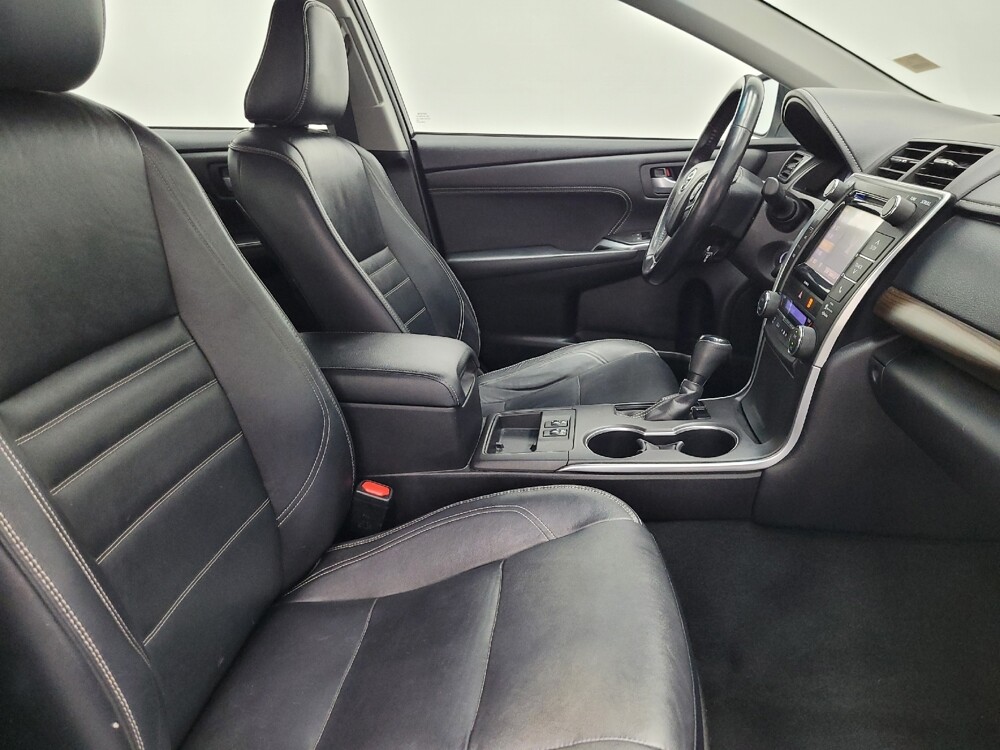 2016 Toyota Camry in Las Vegas, NV 89102 - 18118353 21