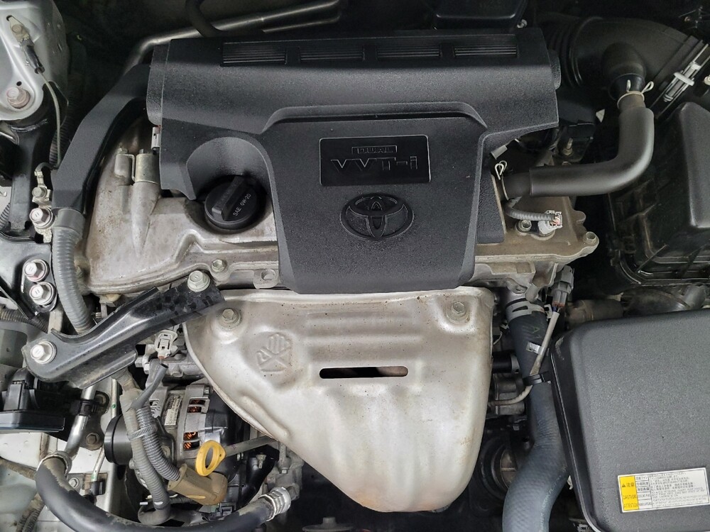 2016 Toyota Camry in Las Vegas, NV 89102 - 18118353 30