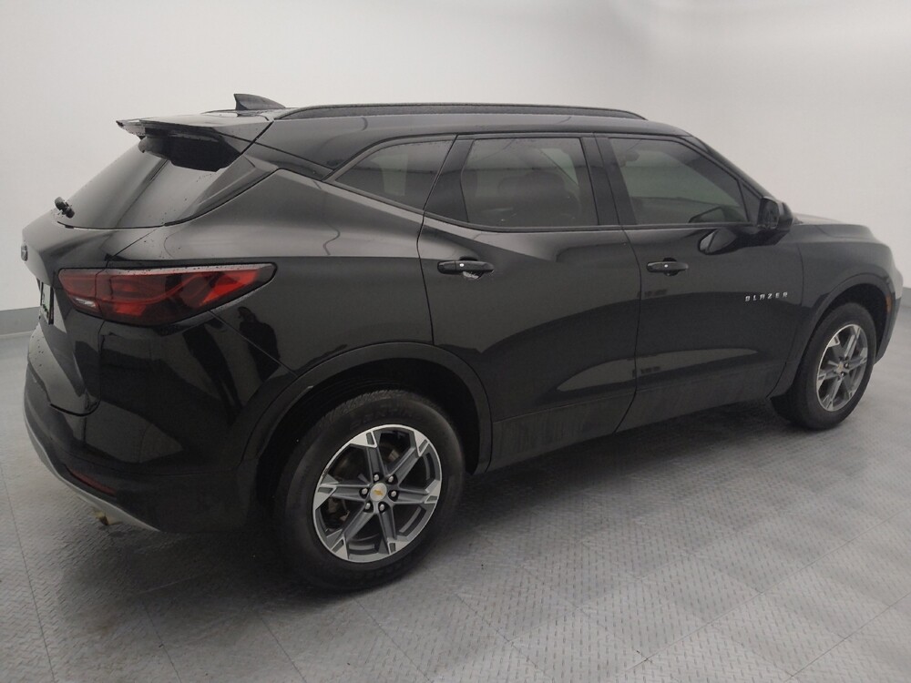 2024 Chevrolet Blazer in Independence, MO 64055 - 18118363 10