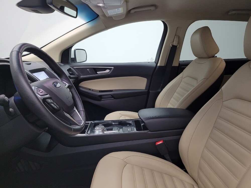 2020 Ford Edge in Cincinnati, OH 45255 - 18118364 17