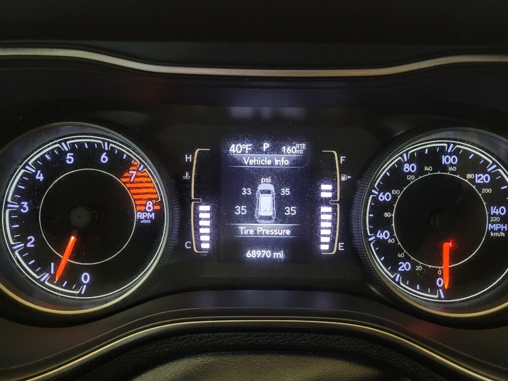 2019 Jeep Cherokee in Cincinnati, OH 45255 - 18118365 23