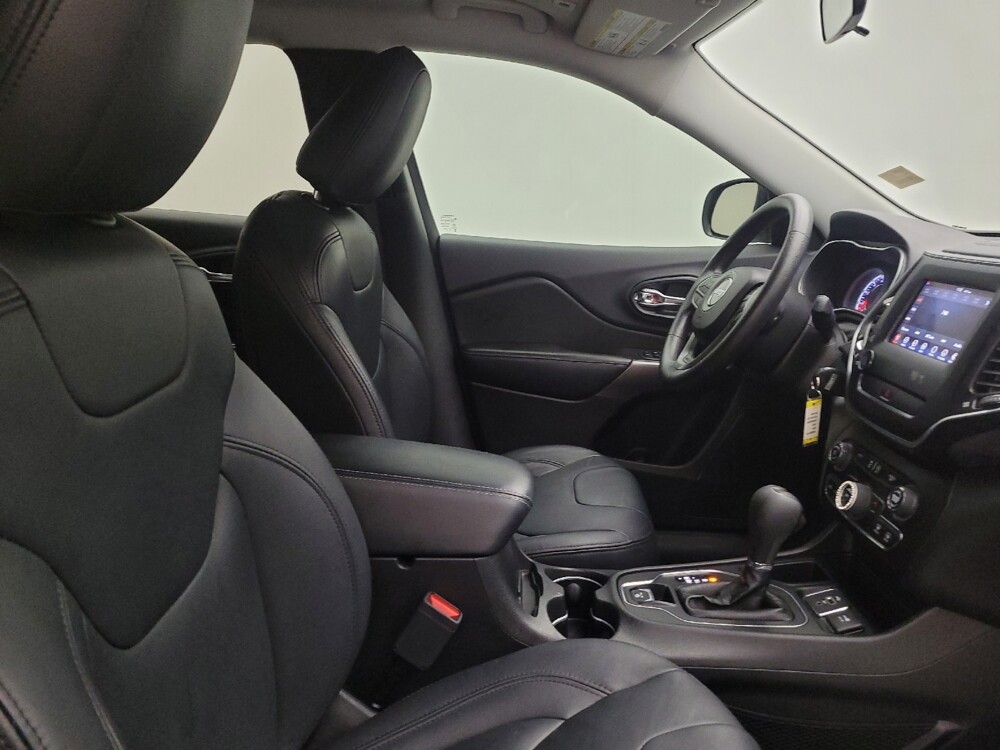 2019 Jeep Cherokee in Cincinnati, OH 45255 - 18118365 21