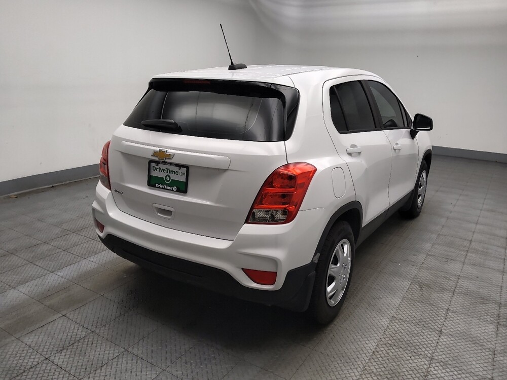 2018 Chevrolet Trax in Lombard, IL 60148 - 18118378 9