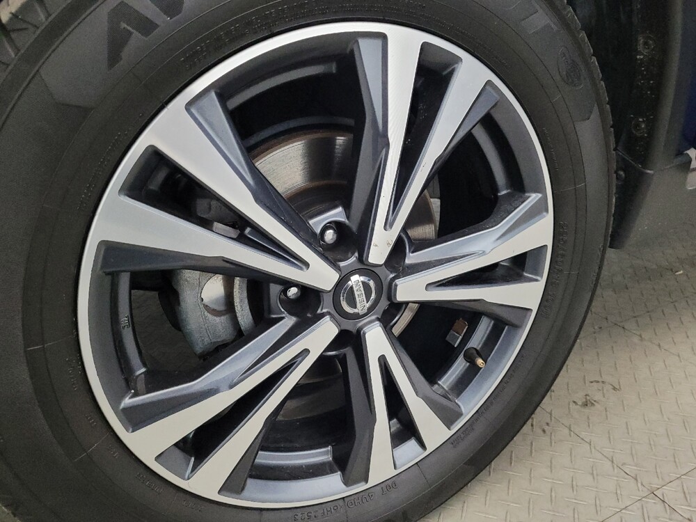 2017 Nissan Rogue in Laurel, MD 20724 - 18118379 31