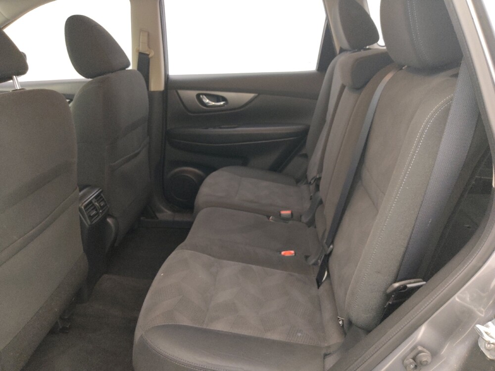 2016 Nissan Rogue in Clearwater, FL 33764 - 18118380 18