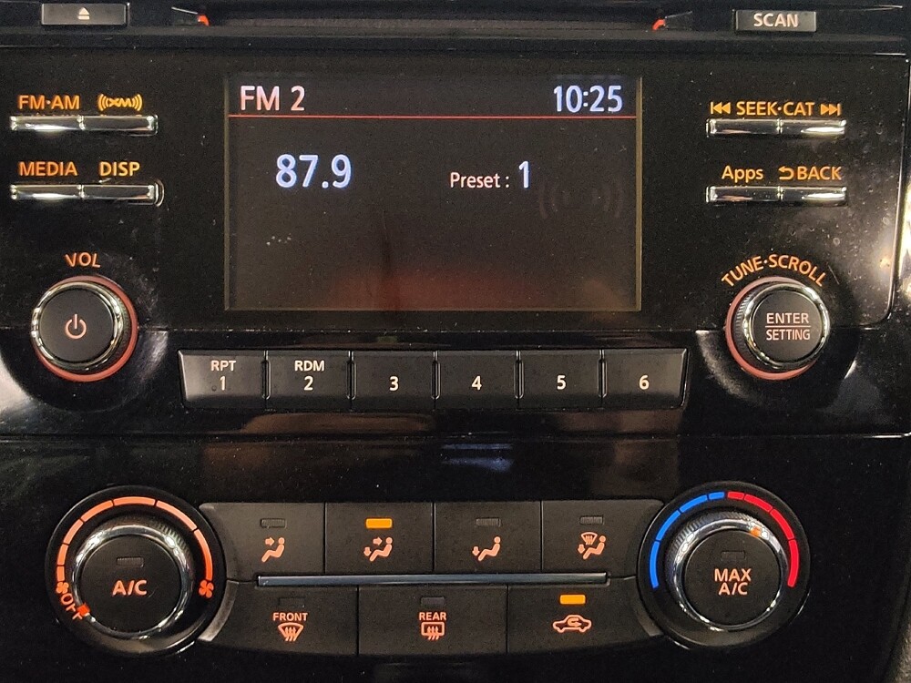 2016 Nissan Rogue in Clearwater, FL 33764 - 18118380 25