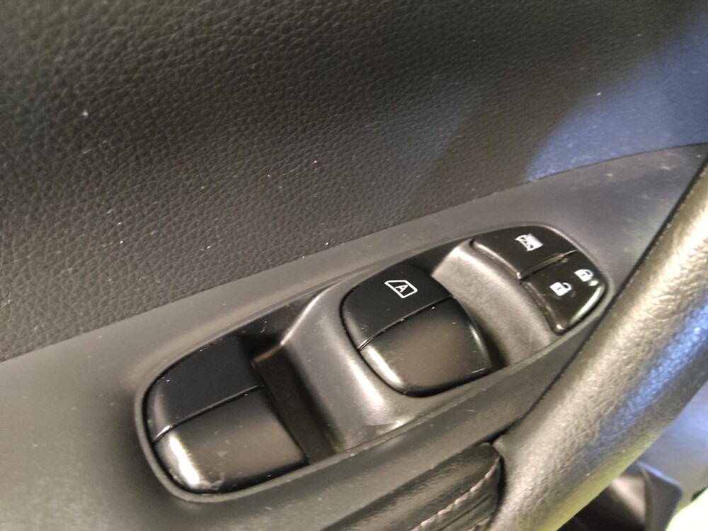 2019 Nissan Rogue in Clearwater, FL 33764 - 18118381 27