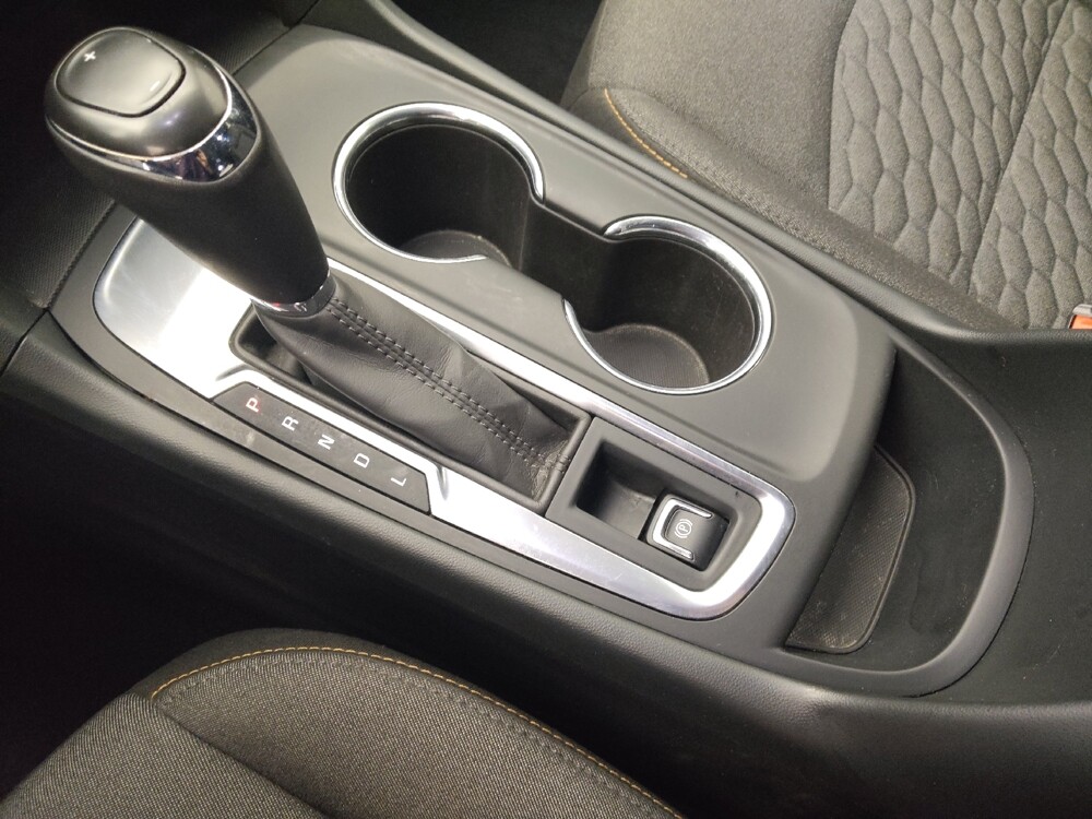 2019 Chevrolet Equinox in Lakewood, CO 80215 - 18118395 26