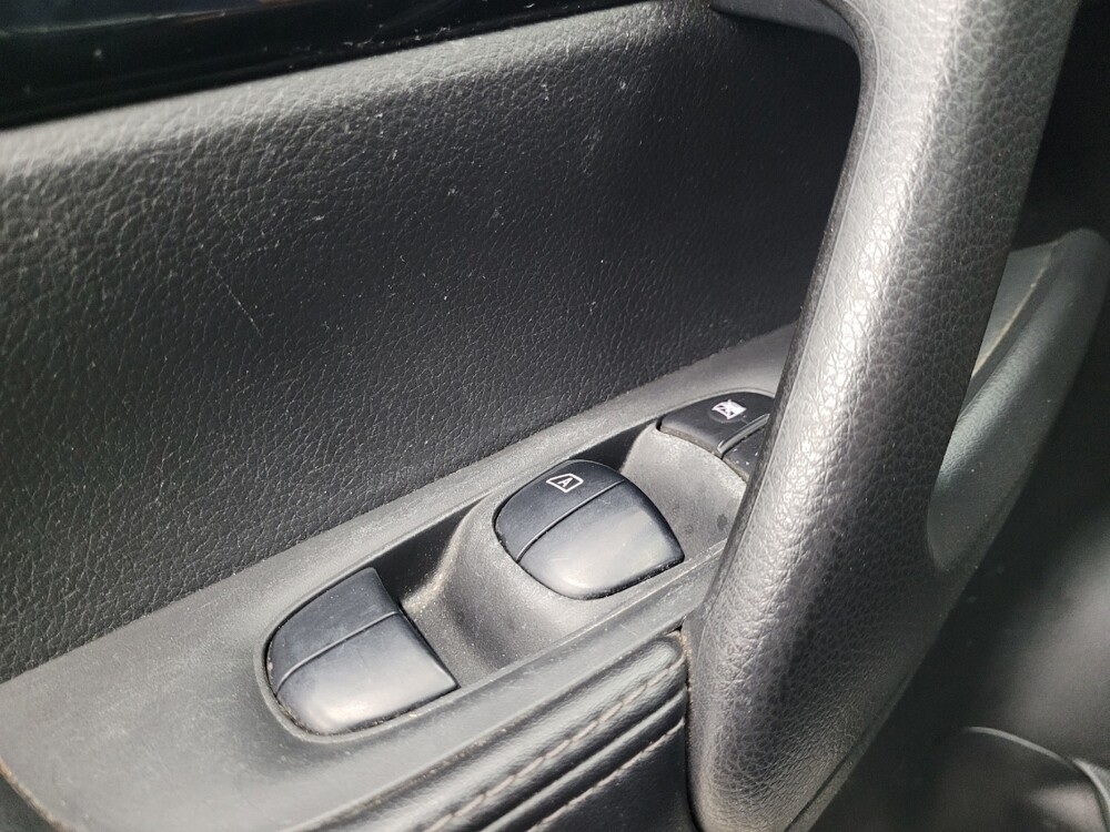 2020 Nissan Rogue Sport in Memphis, TN 38115 - 18118401 27