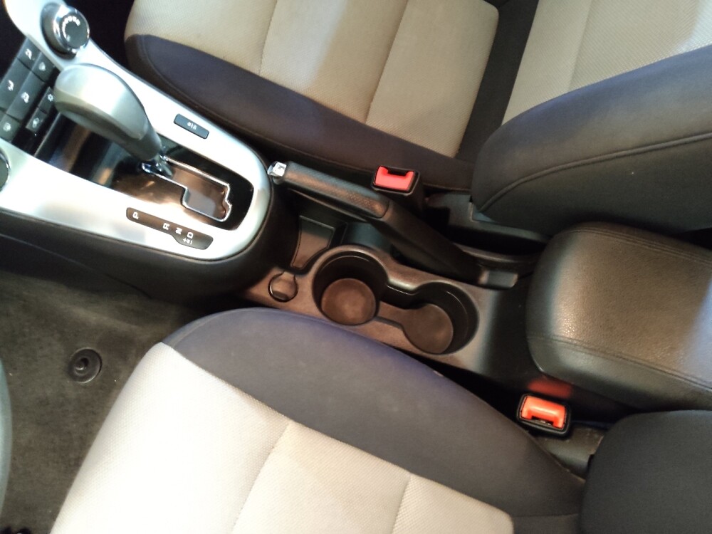 2015 Chevrolet Cruze in Greenville, NC 27834 - 18118415 26