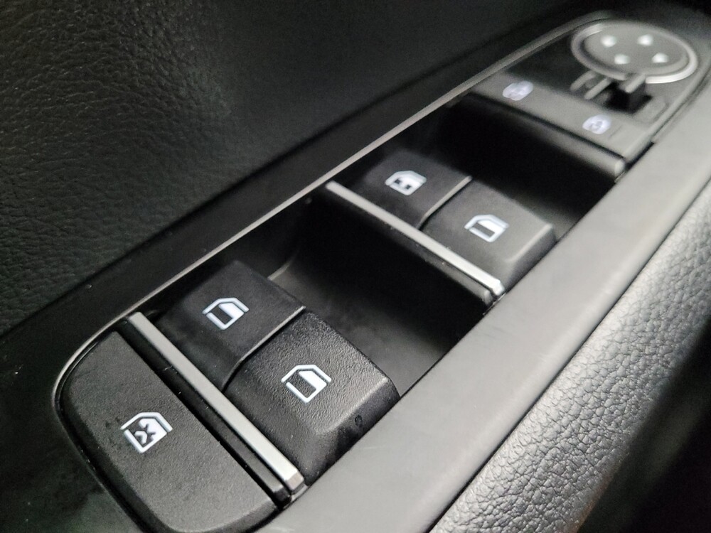 2025 Kia Soul in Charlotte, NC 28213 - 18118419 27