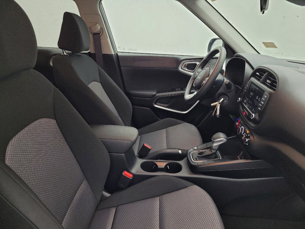 2025 Kia Soul in Columbia, SC 29210 - 18118420 21